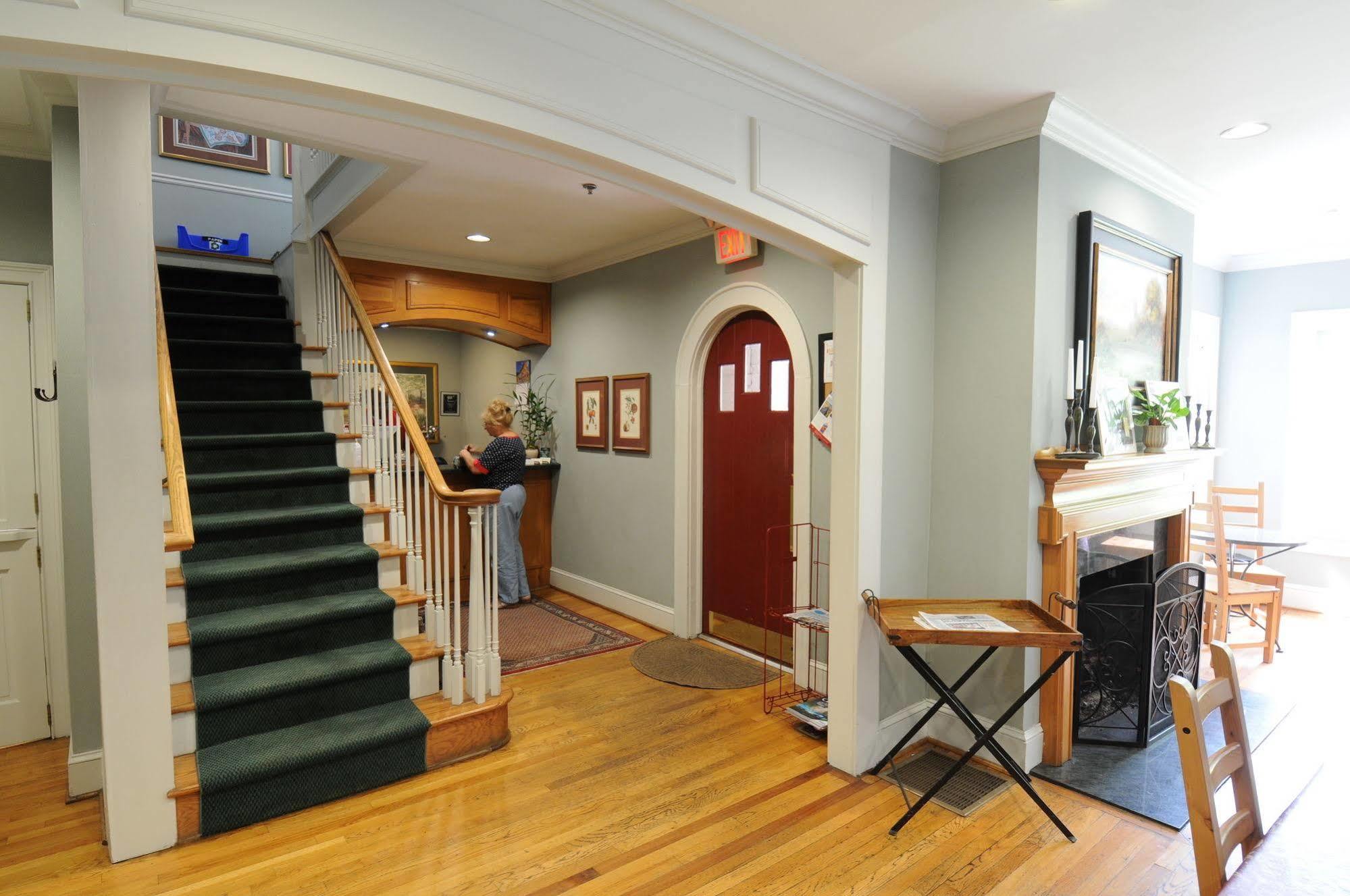 The University Inn At Emory Druid Hills Exterior photo